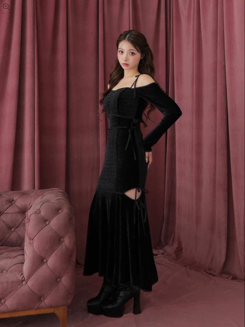 ワンピース mmeeme Side ribbon cutout onepiece black