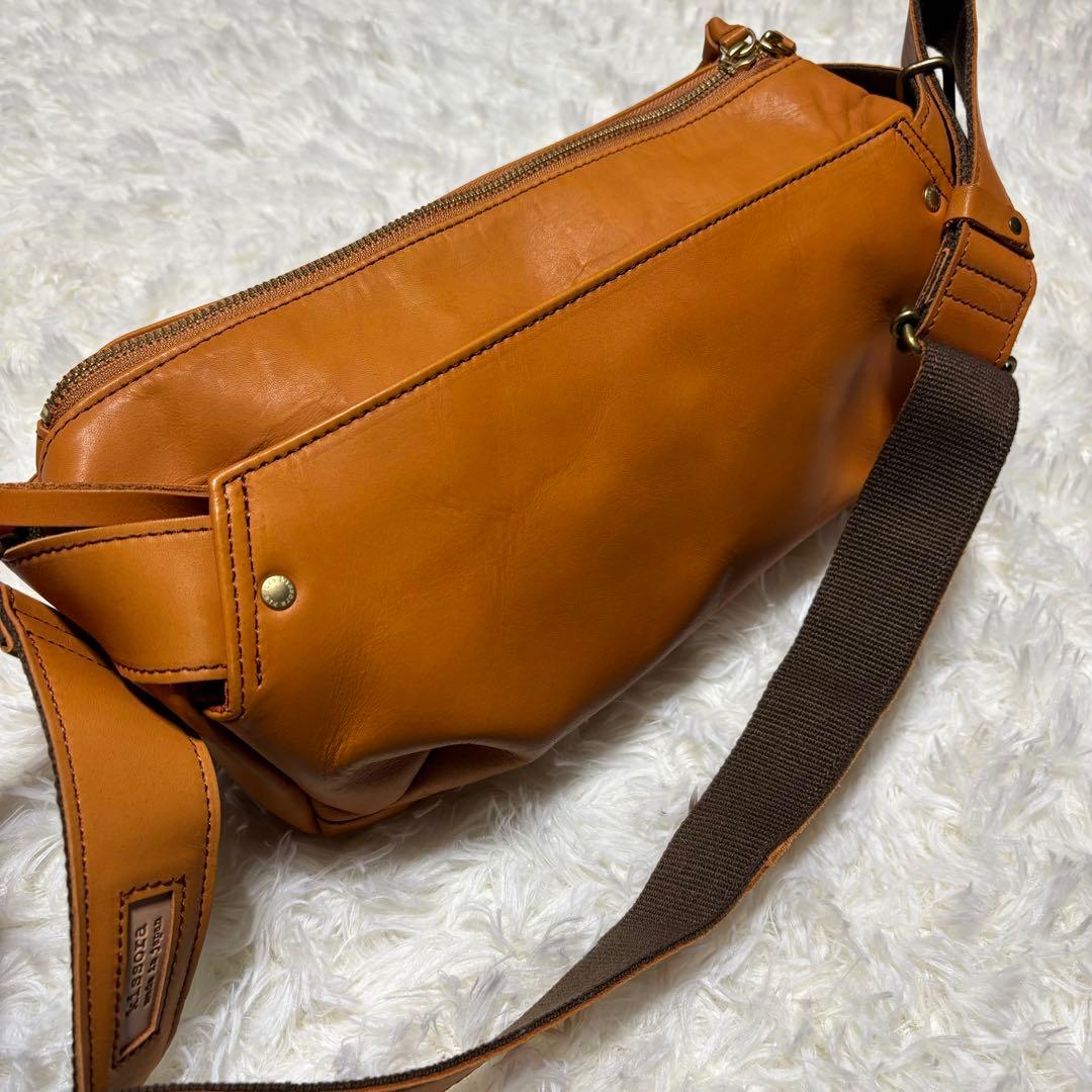 美品✨kissora キソラボディバッグ ウエストポーチ キャメル　牛革