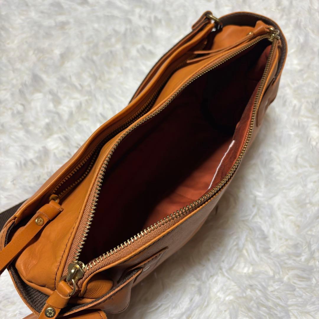 美品✨kissora キソラボディバッグ ウエストポーチ キャメル　牛革