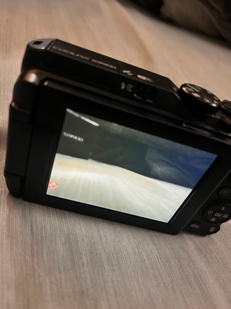 Nikon COOLPIX S-9900 30倍ズーム