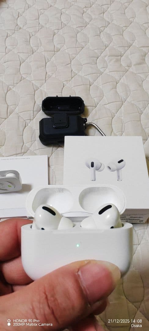 Apple AirPods Pro完璧に動作します。