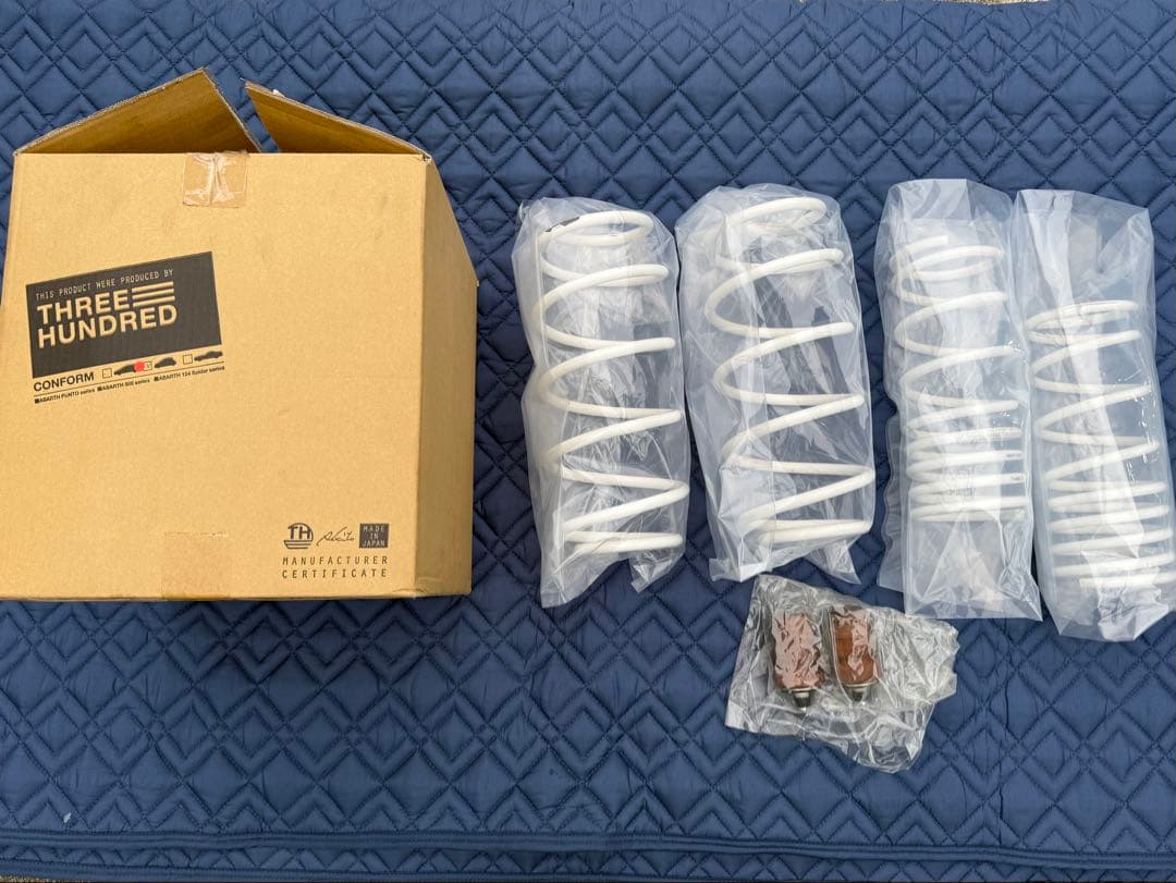 THREEHUNDRED ロワリングスプリング ハーフダウン ABARTH595