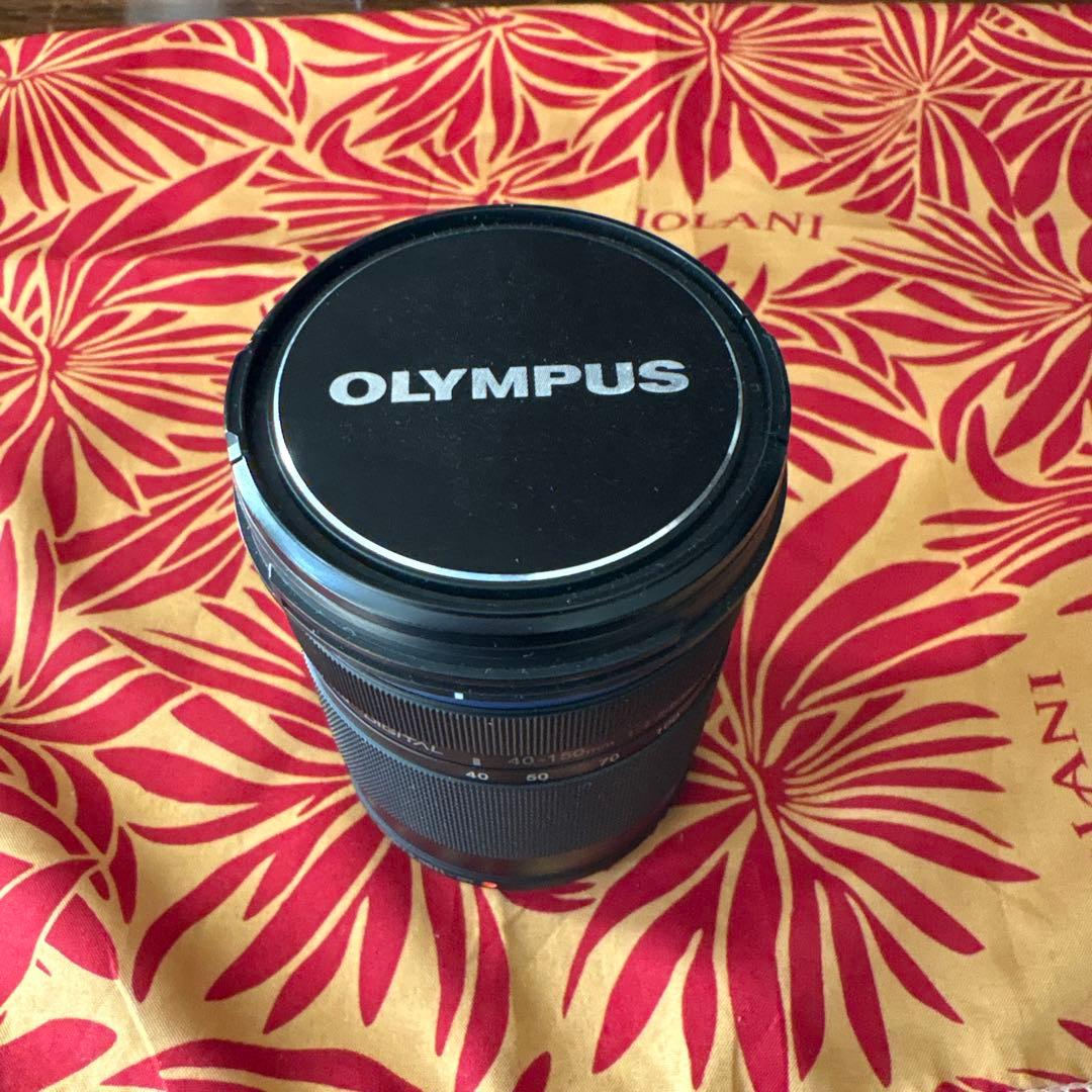 OLIMPUS OMD-EM10ズームレンズ３本 ほか、