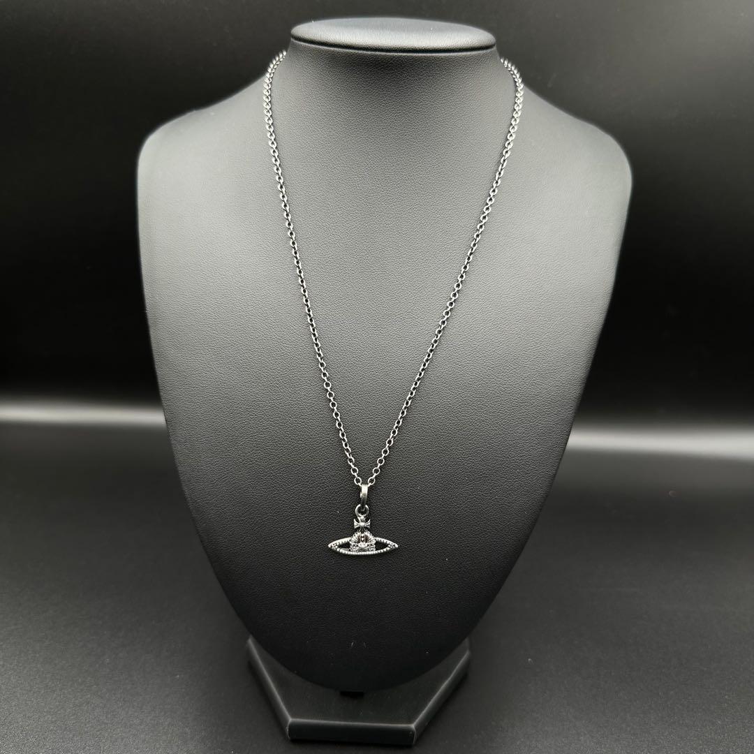 郁　Vivienne Westwood シルバー ブラック色 r8127