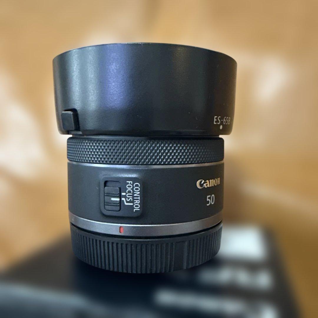 Canon RF50mm F1.8 STM / フード、フィルター付