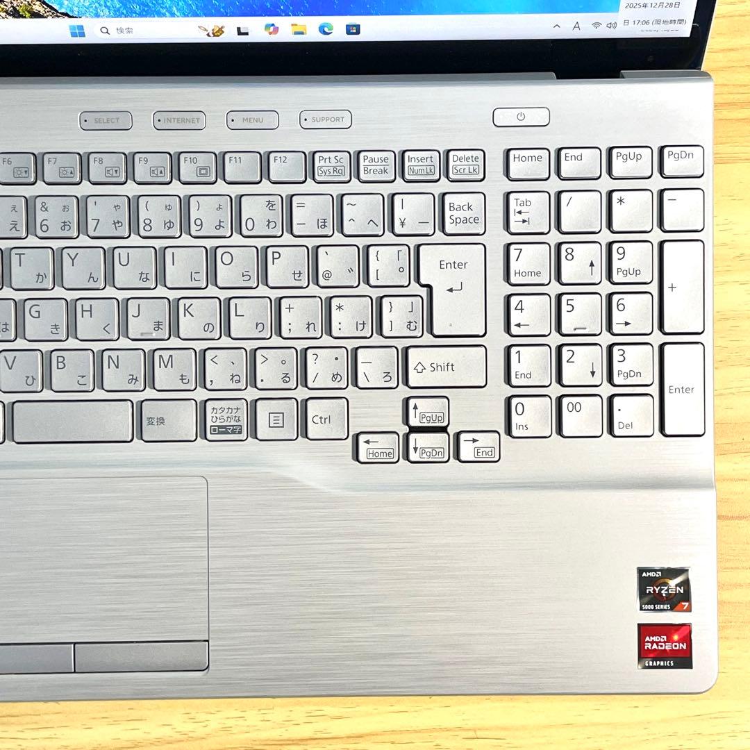 富士通 LIFEBOOK AH/Ryzen7 5700U/16GB/SSD1TB