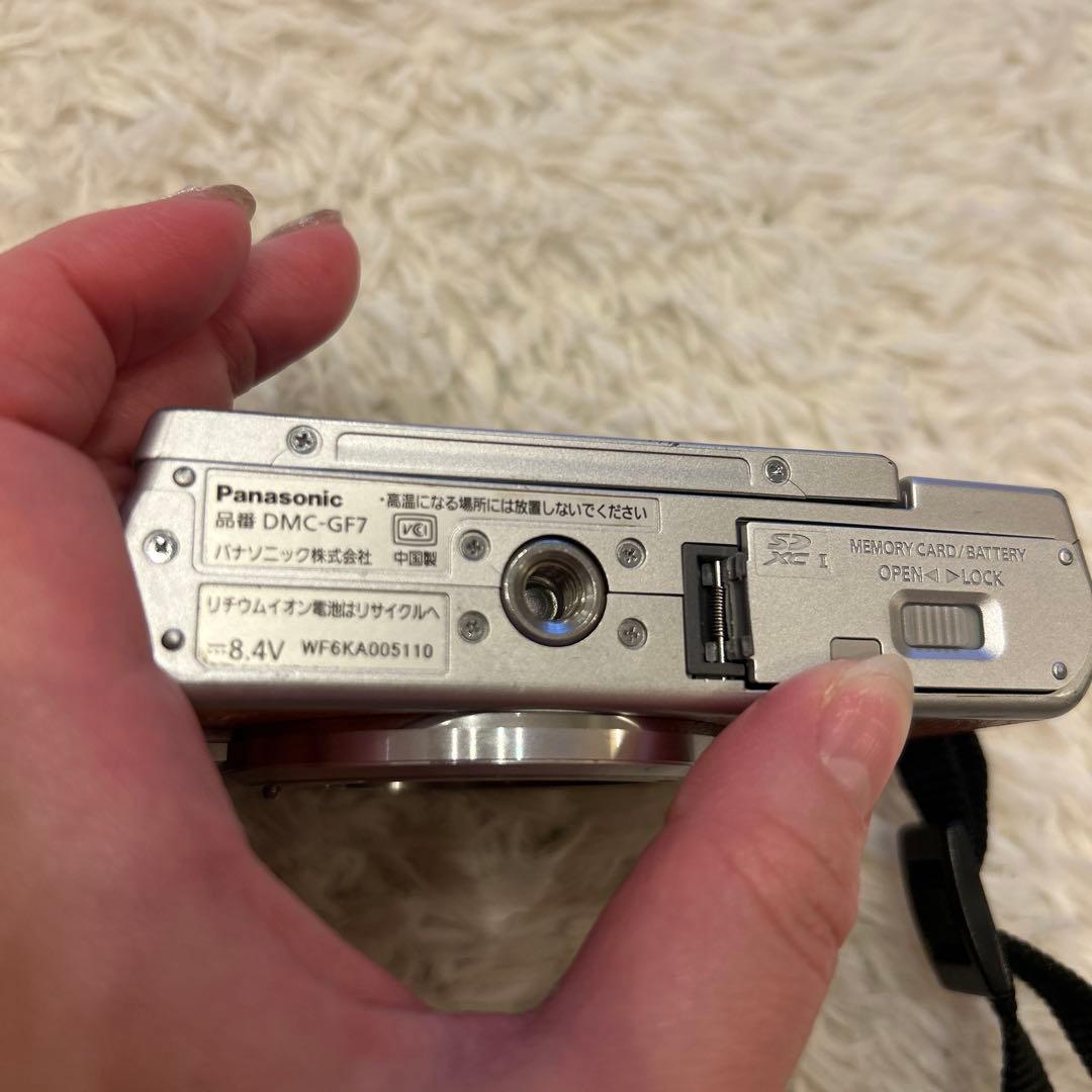 Panasonic DMC−GF7 LUMIX 【本体のみ】