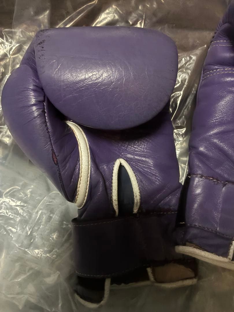 Winning ボクシンググローブ 14 oz 紫レアカラー