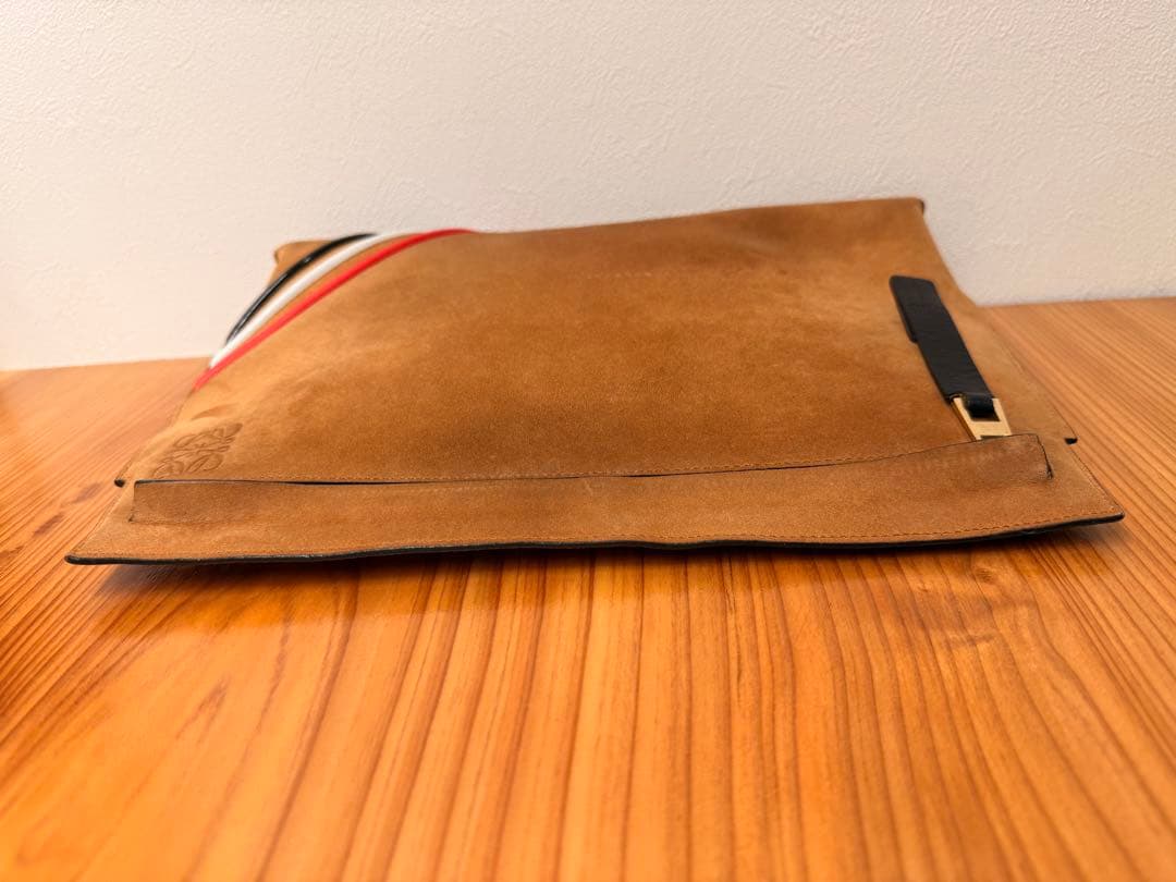 LOEWE クラッチバッグ Tポーチ アナグラム スエード ユニセックス