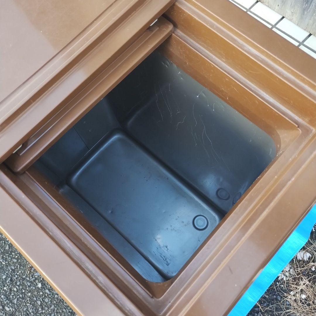 と*こ様 SANYO アイスクリームストッカー