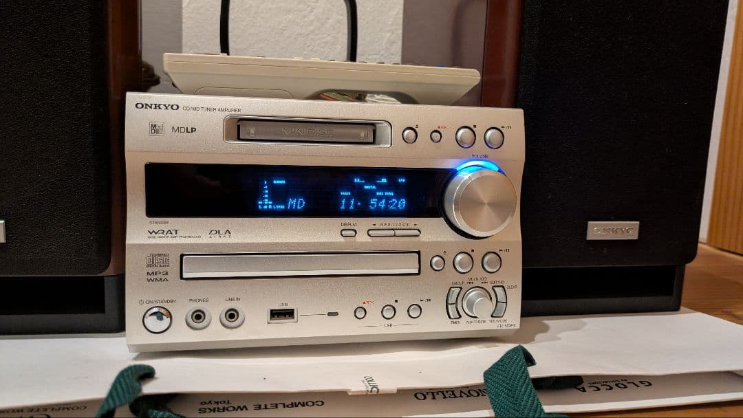 【美品】ONKYO FR-N9FX CD/MDコンポ スピーカー付
