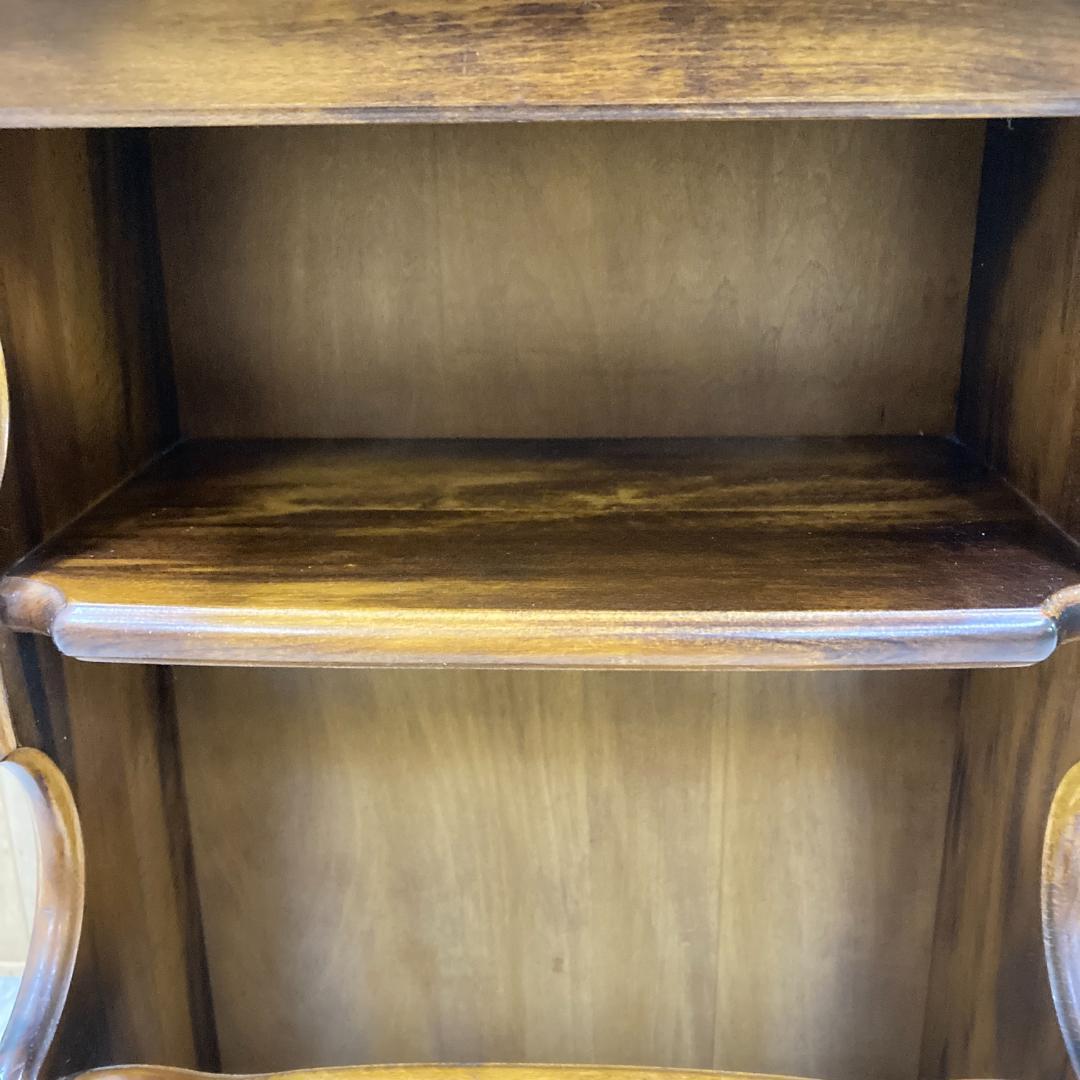 【カリモク】コロニアル　サイドテーブル　マガジンラック