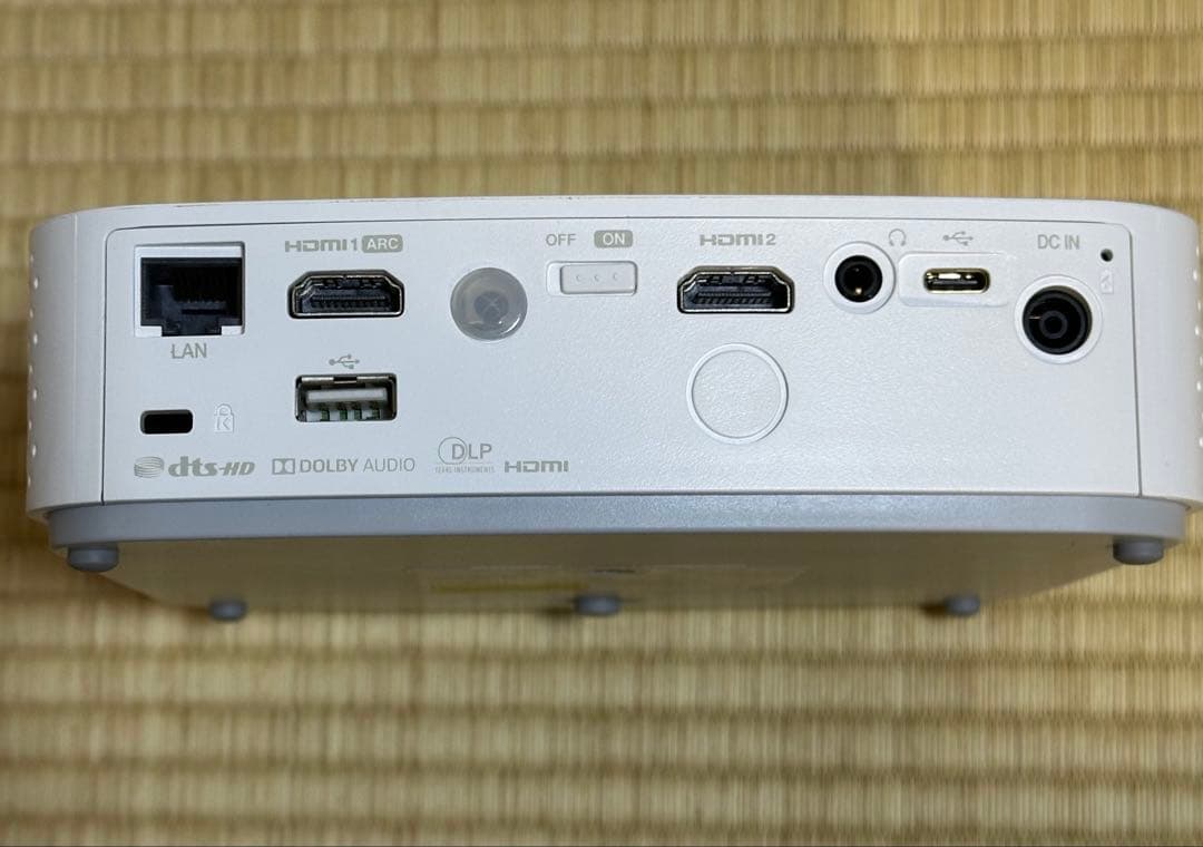 LG CineBeam シネビーム プロジェクター ホワイト