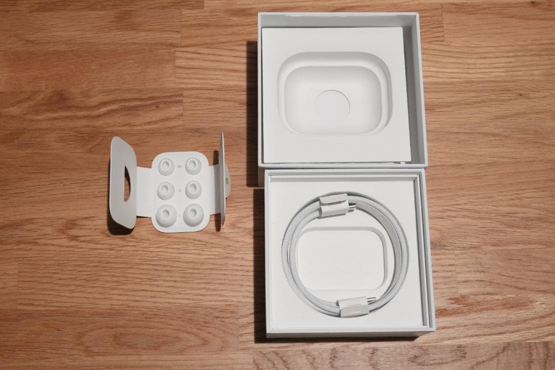 【美品・国内正規品】AirPods Pro 第2世代 （USB-C）