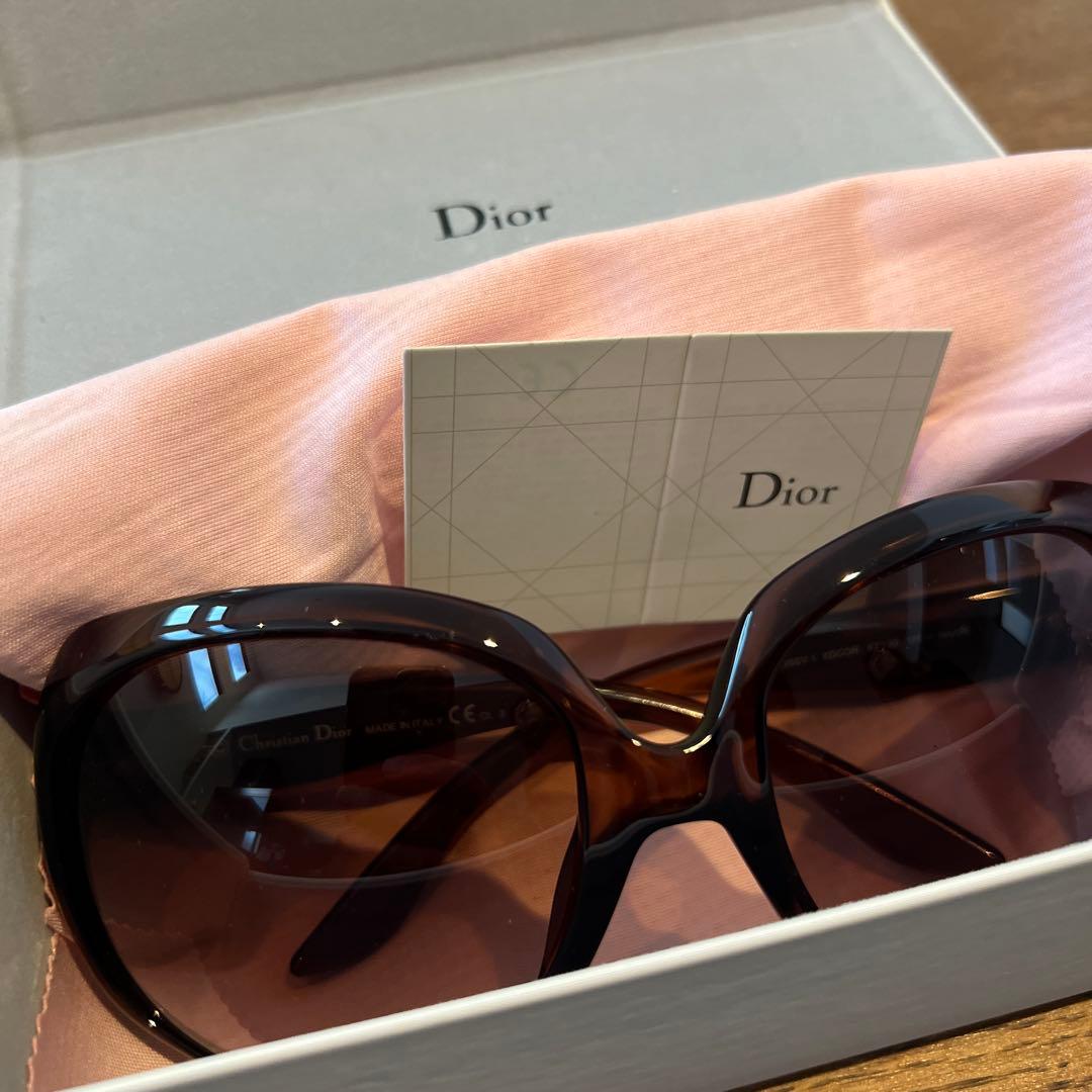 Dior GLOSSY1 ブラウン サングラス ゴールドロゴ