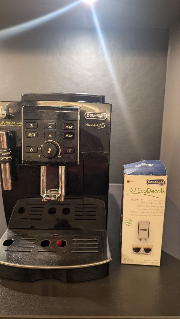 (専用石灰除去剤付) DeLonghi Magnifica S コーヒーメーカー