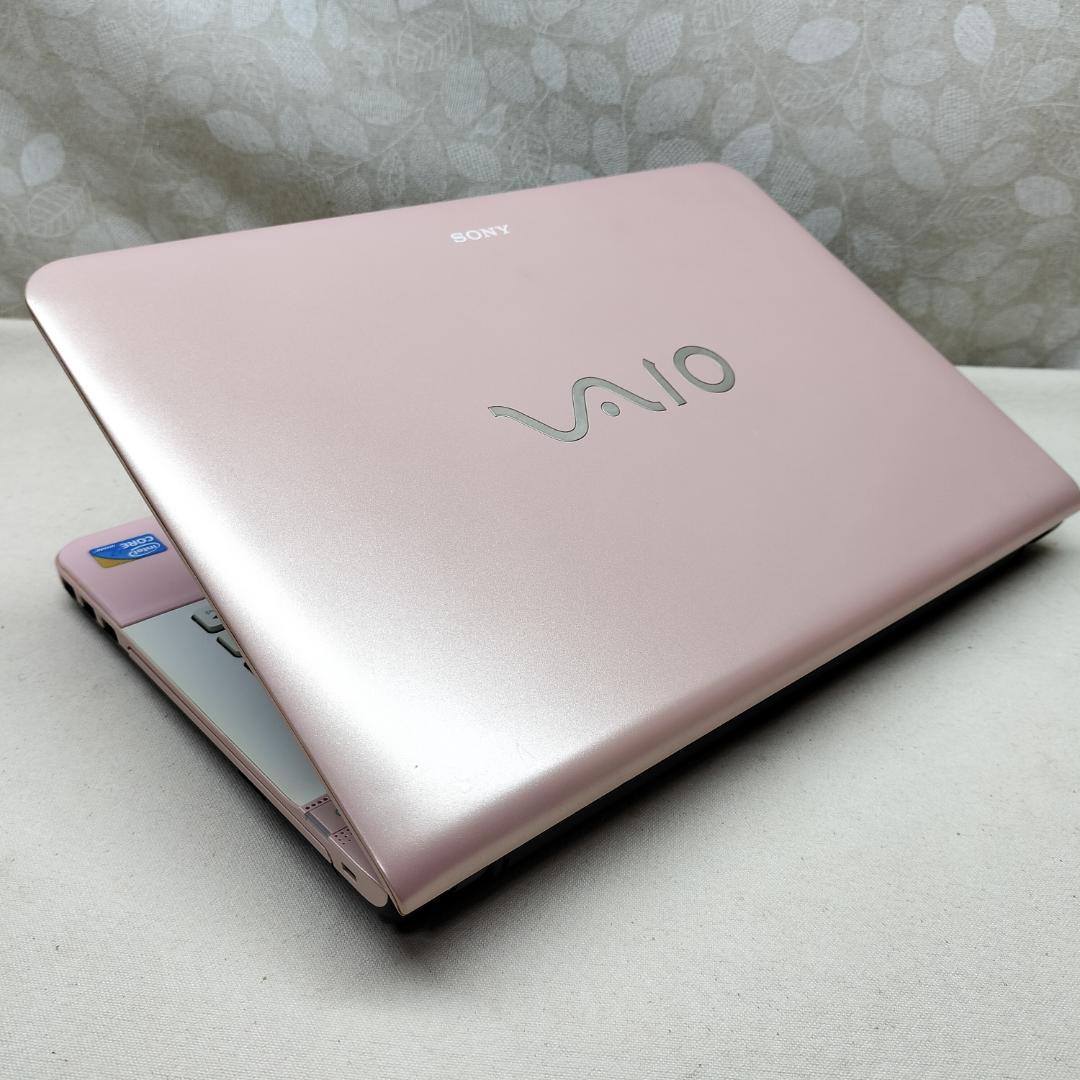 402 超快適！Core i7 最新Windows11 SSDノートパソコン