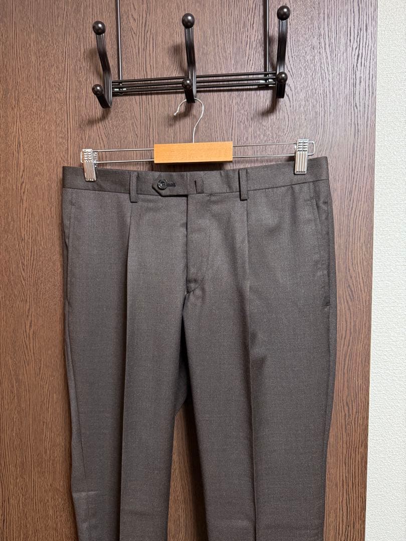 A5新品未使用！高級イタリアREDAウール100%ブラウン3ピーススーツ！訳あり