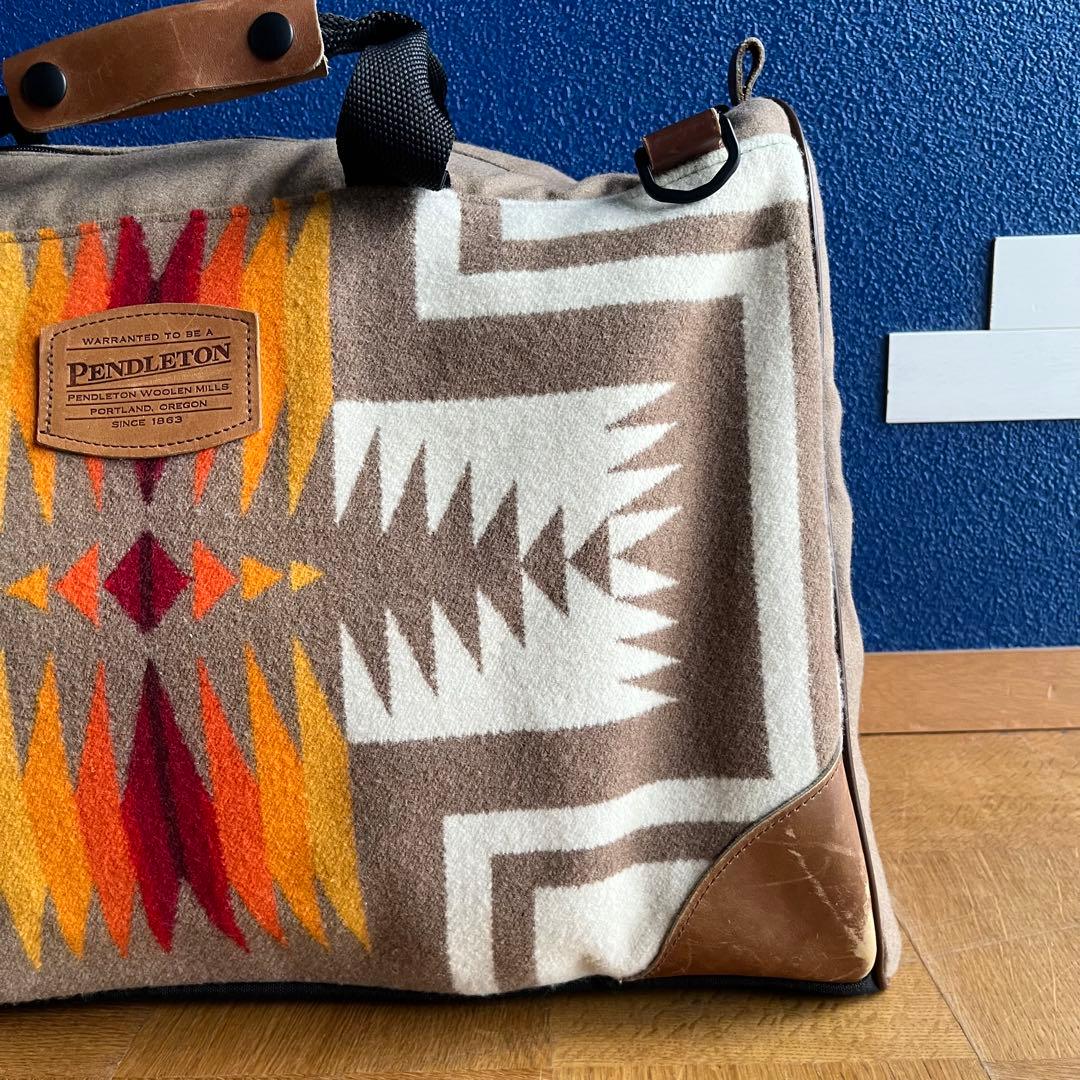 Pendleton ウールボストンバック チーフジョセフ柄 ネイティブ柄