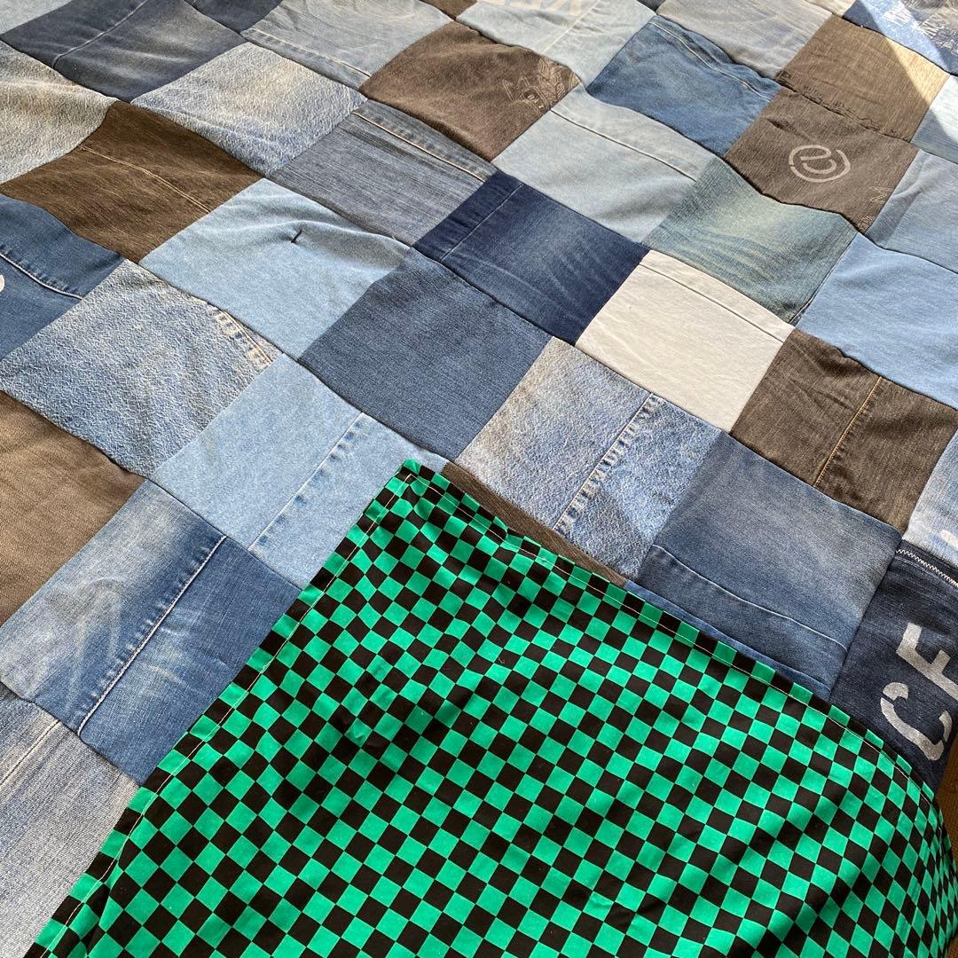 リメイクデニム マルチカバーハンドメイドざっくりベットカバー約２００✖️約190