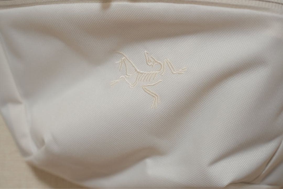 【新品・限定】アークテリクス　マンティス2 mantis2 whiteout