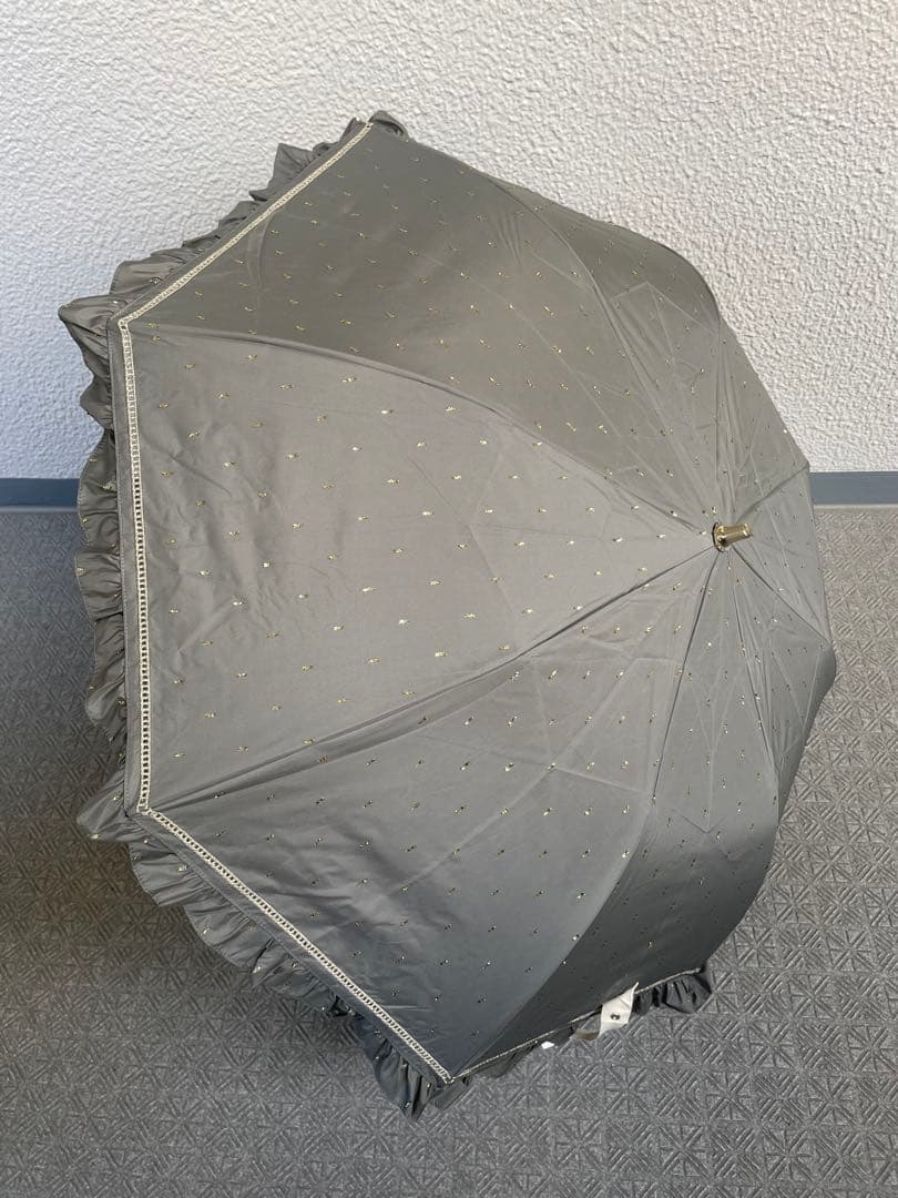 ジルスチュアート　晴雨兼用パラソル　カーキ色