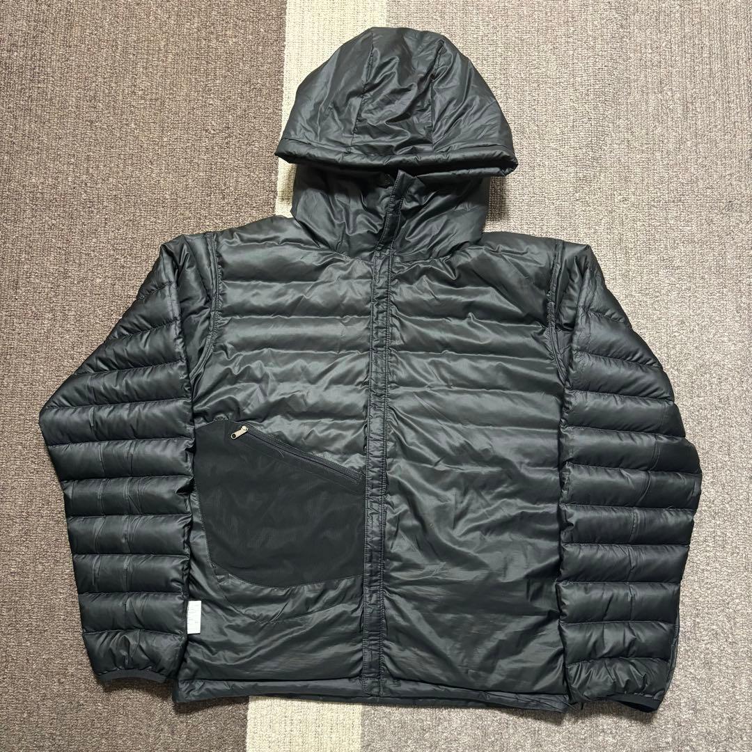 【美品】patagonia ダウンセーターフーディ Sサイズ ブラック