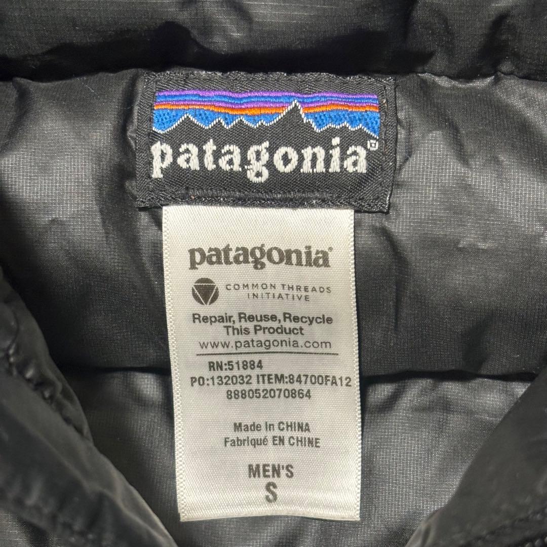 【美品】patagonia ダウンセーターフーディ Sサイズ ブラック