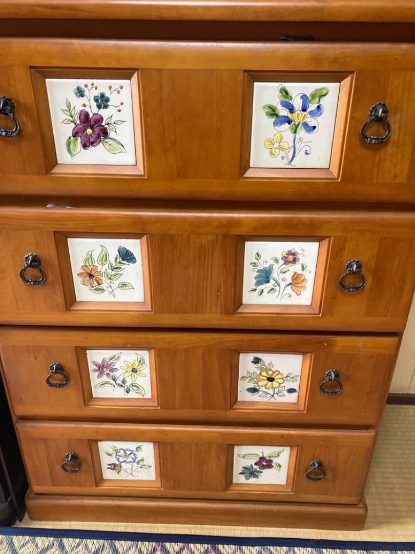 木製花柄チェスト 4段引き出し 引き取り可能