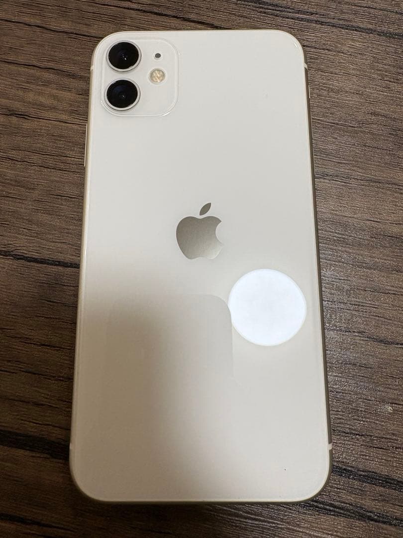 美品　iPhone11 アイフォン　携帯　ホワイト　ゴールド　64GB