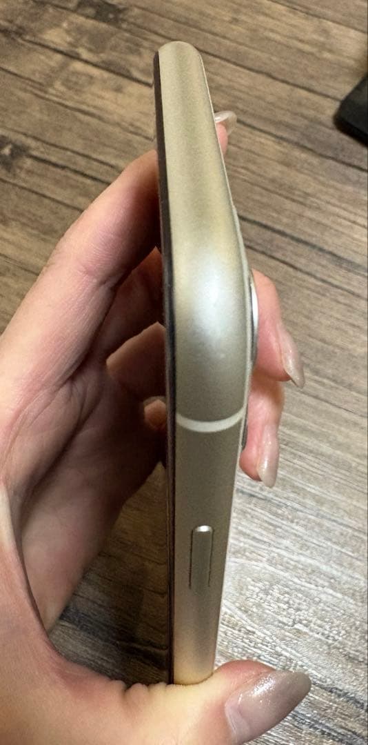 美品　iPhone11 アイフォン　携帯　ホワイト　ゴールド　64GB