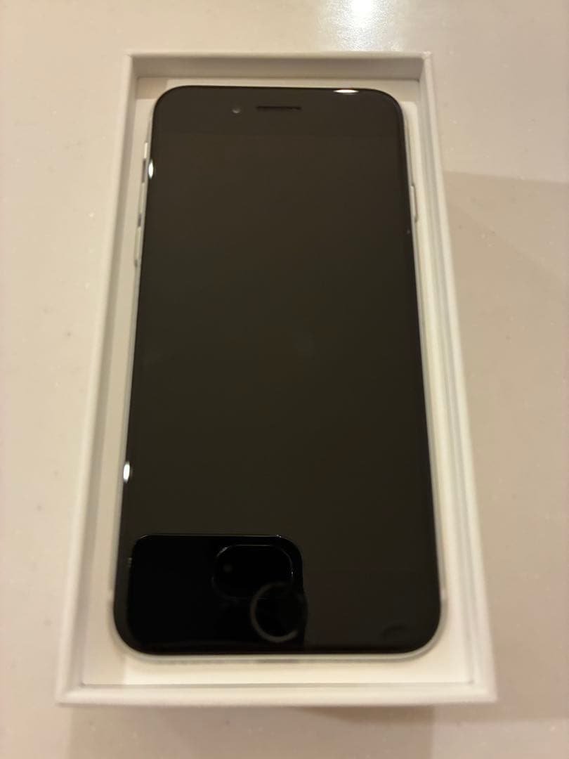 iPhone SE 第2世代 64GB ホワイト