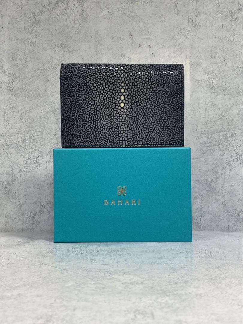 お値下げ【新品】BAHARI ガルーシャ 名刺入れ ポリッシュ ネイビー