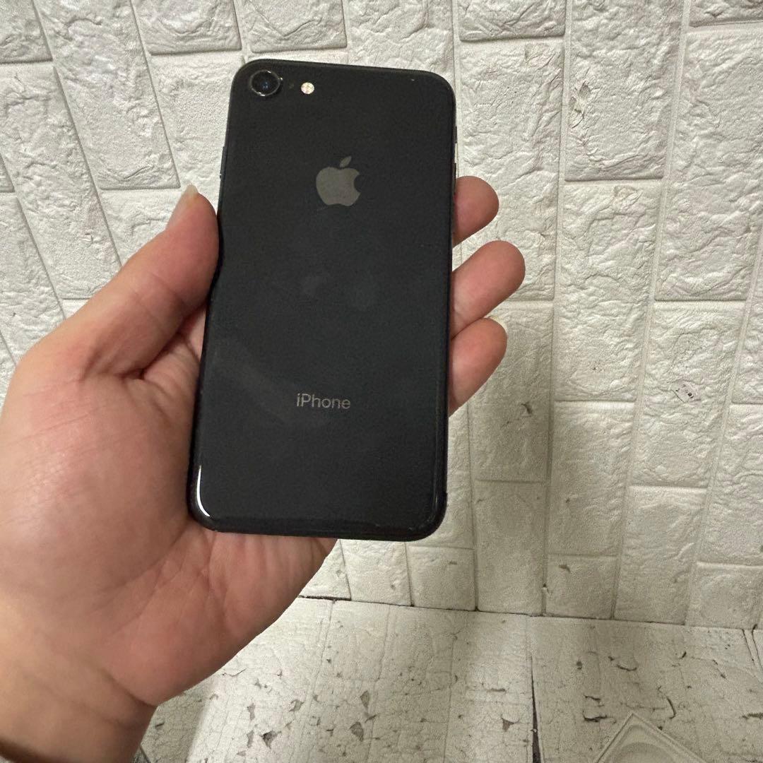 Apple iPhone8 本体 256GB スペースグレイ docomo