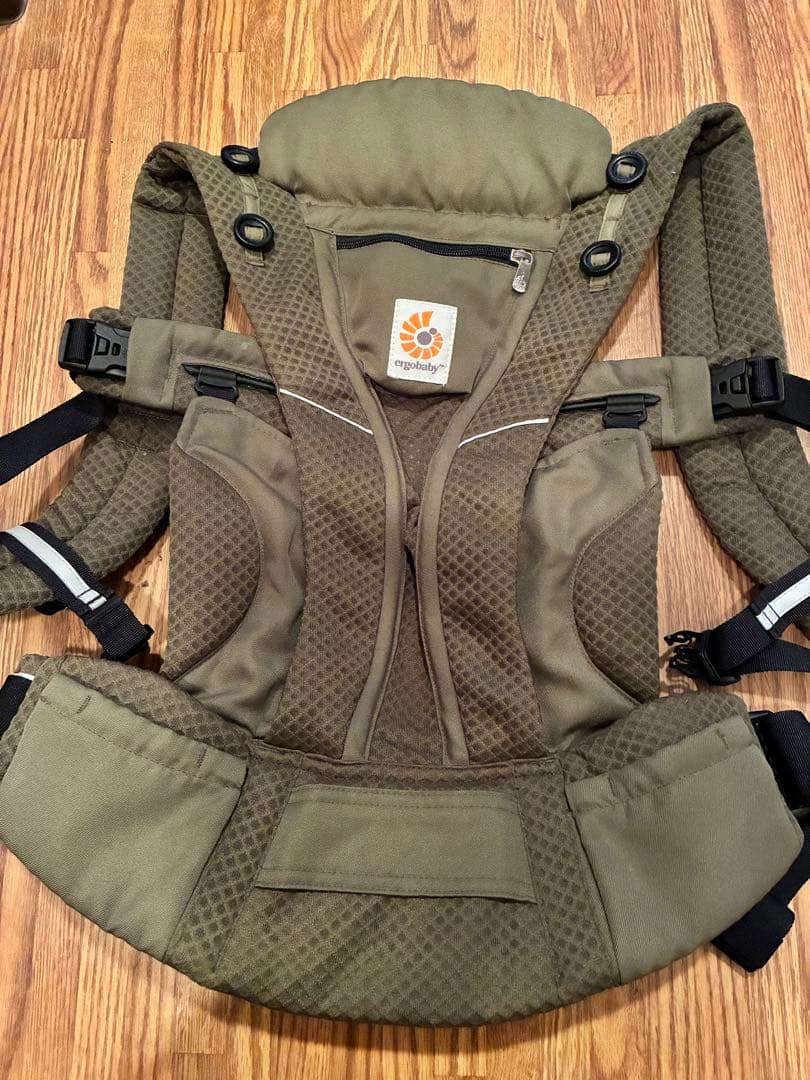 エルゴベビー OMNI breeze OLIVE GREEN