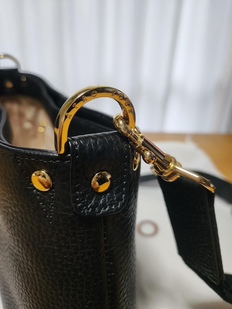 黒 レザー クラッチバッグ