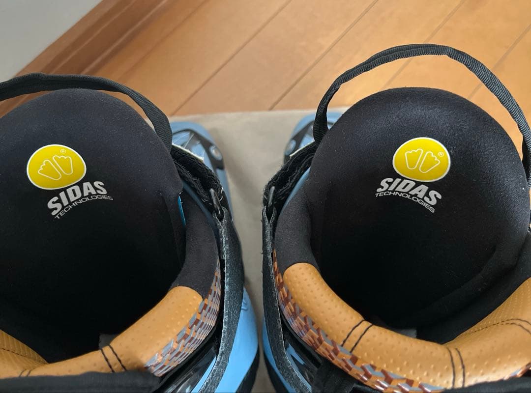 アトミック　Atomic Waymaker Carbon 130