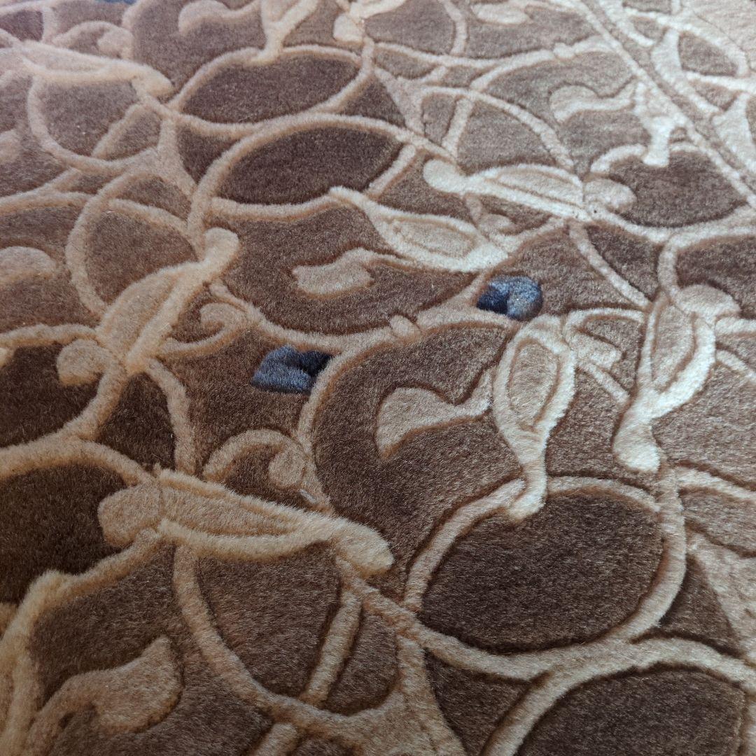 特選　天然色羊毛100% 中国段通 元宝緞通 100段 約130cm×62cm