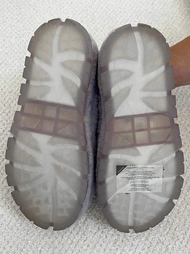 UGG ファー スライドサンダル　アグ　厚底