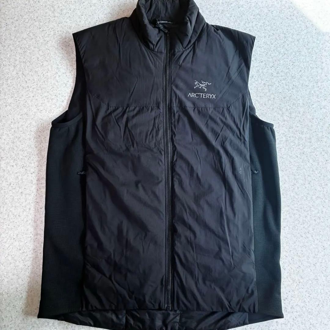 美品 Arc’teryx atom lt vest アトム ベストM ブラック