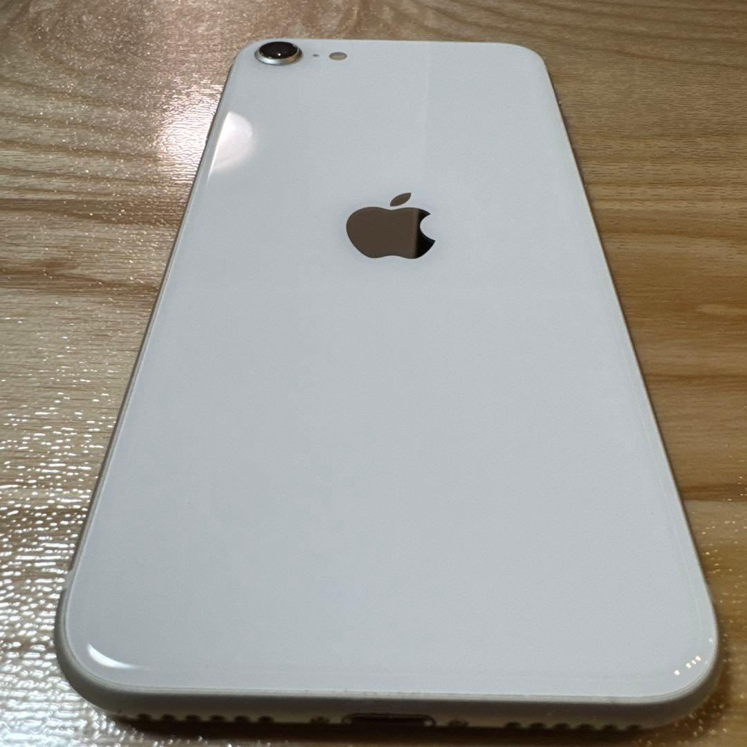 iPhone SE2 64GB ホワイト ジャンク品