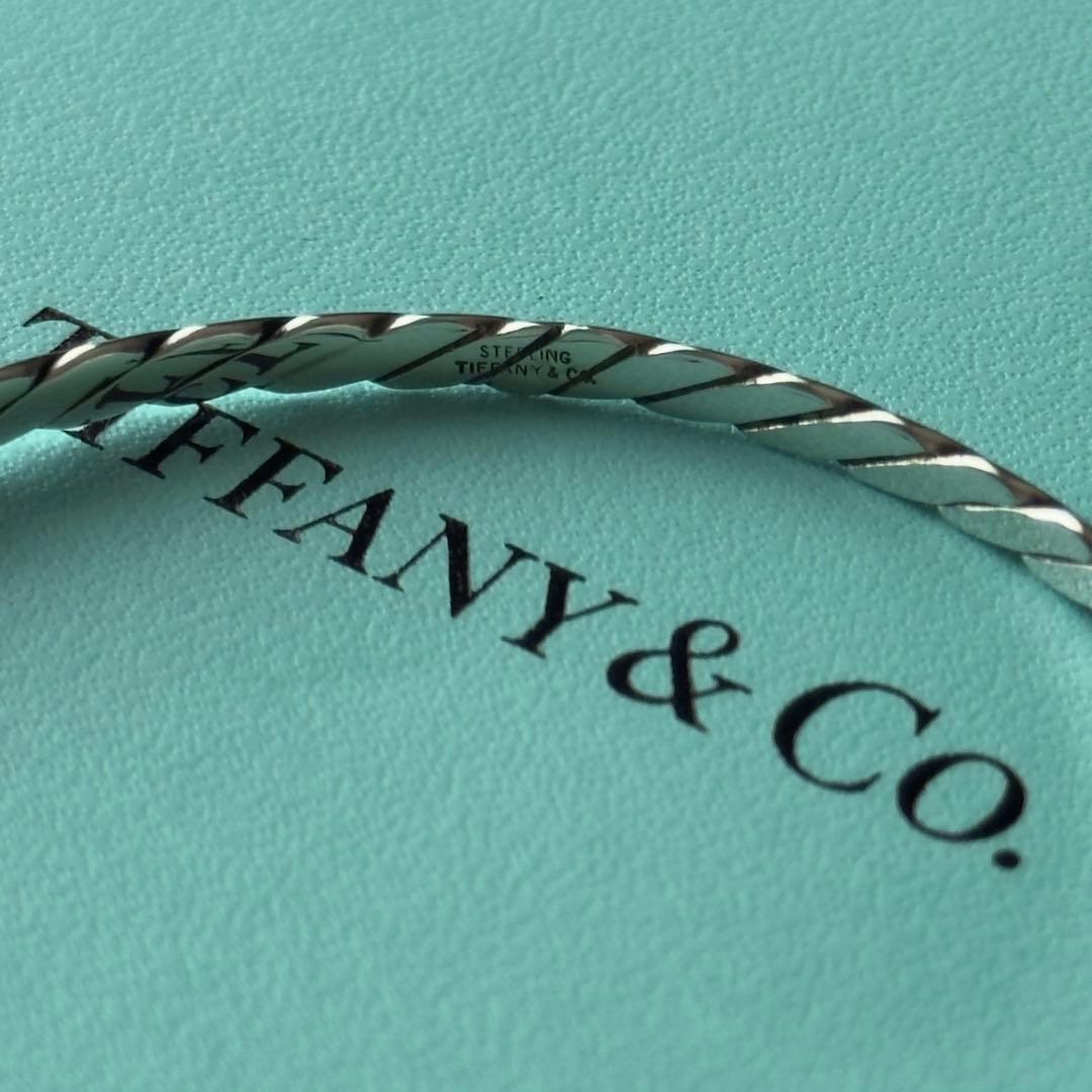 Tiffany & Co. ナイフエッジ ツイスト バングル ティファニー