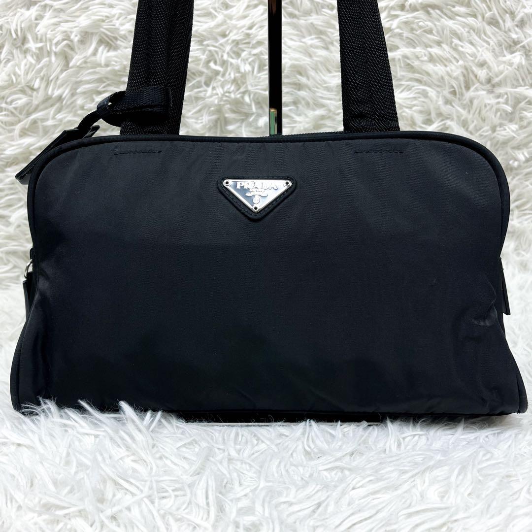 外観美品 プラダ ミニボストンバッグ 三角ロゴプレート ナイロン 肩掛け可能 黒