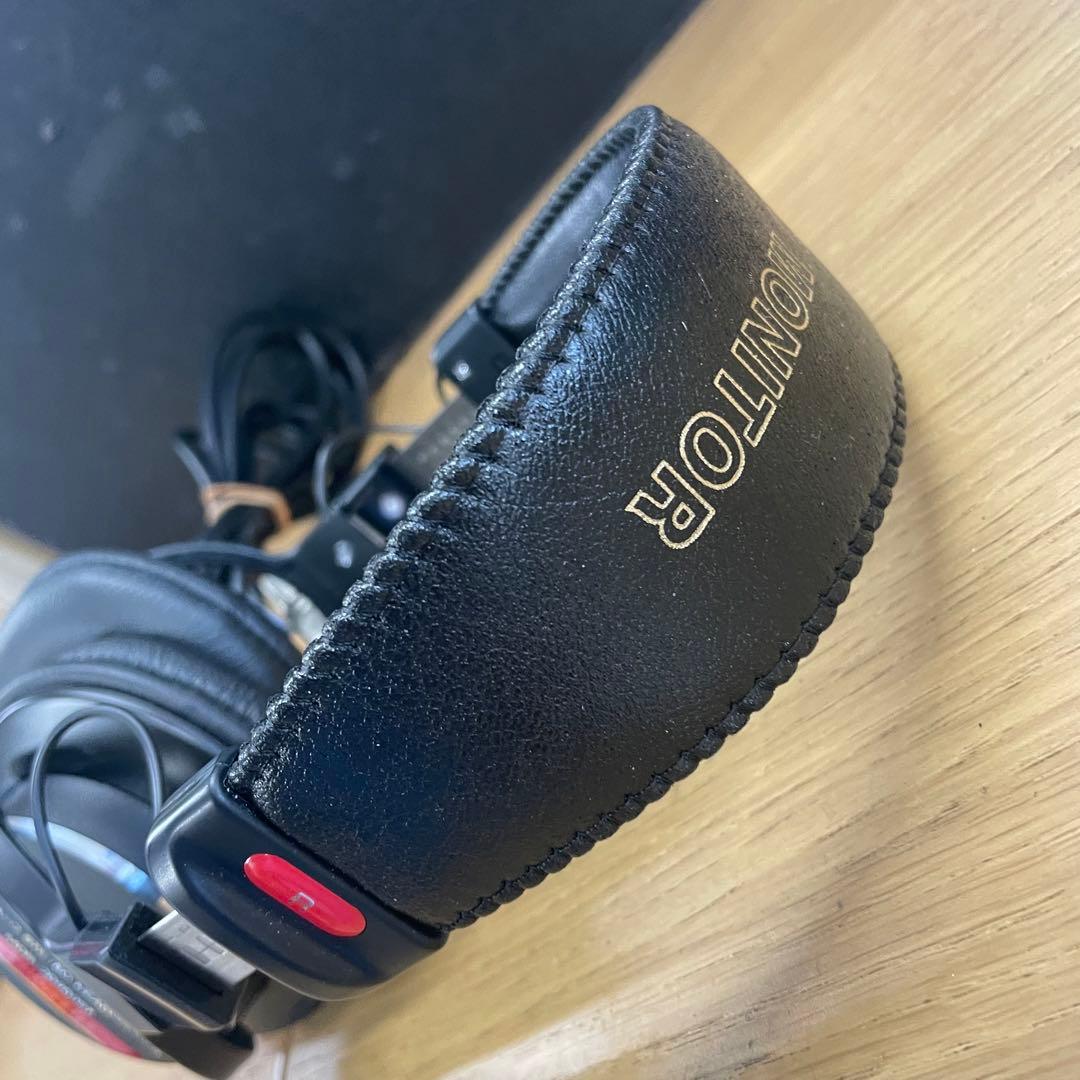 美品 動作品 SONY MDR-CD900ST 密閉型モニターヘッドホン