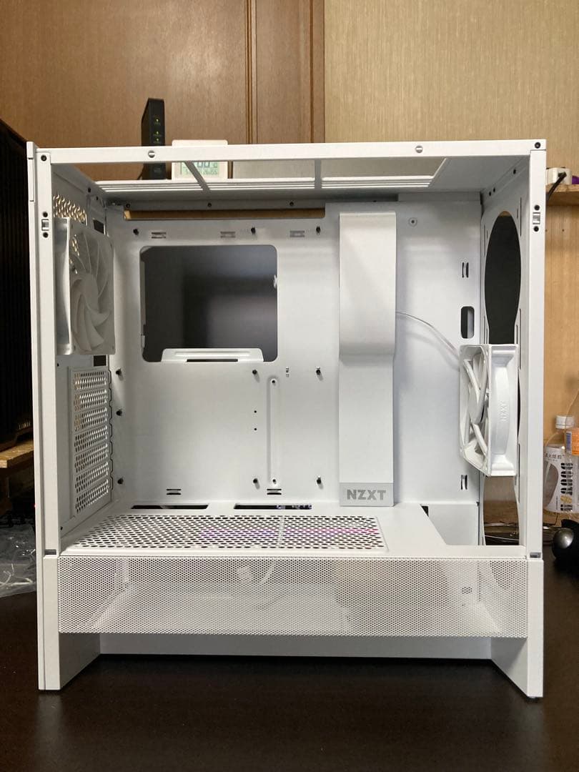 NZXT　H５　FLOW （２０２４）White 中古