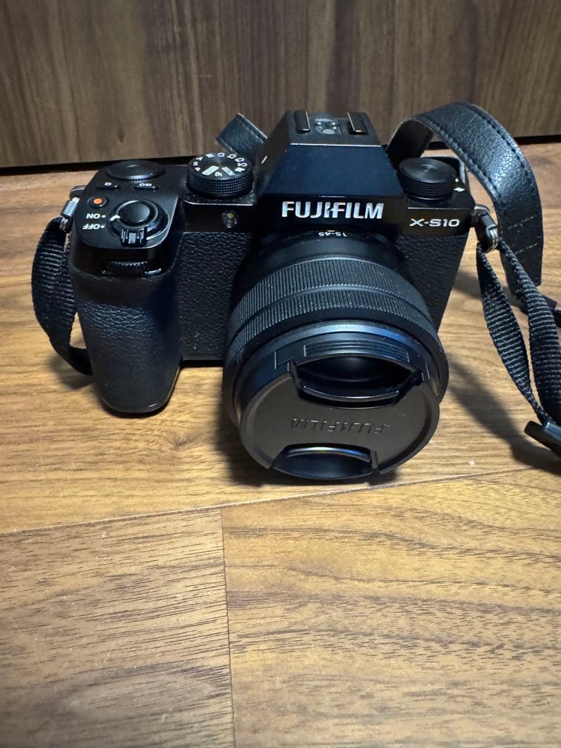 Fujifilm X-S10 ミラーレス一眼 本体レンズセット