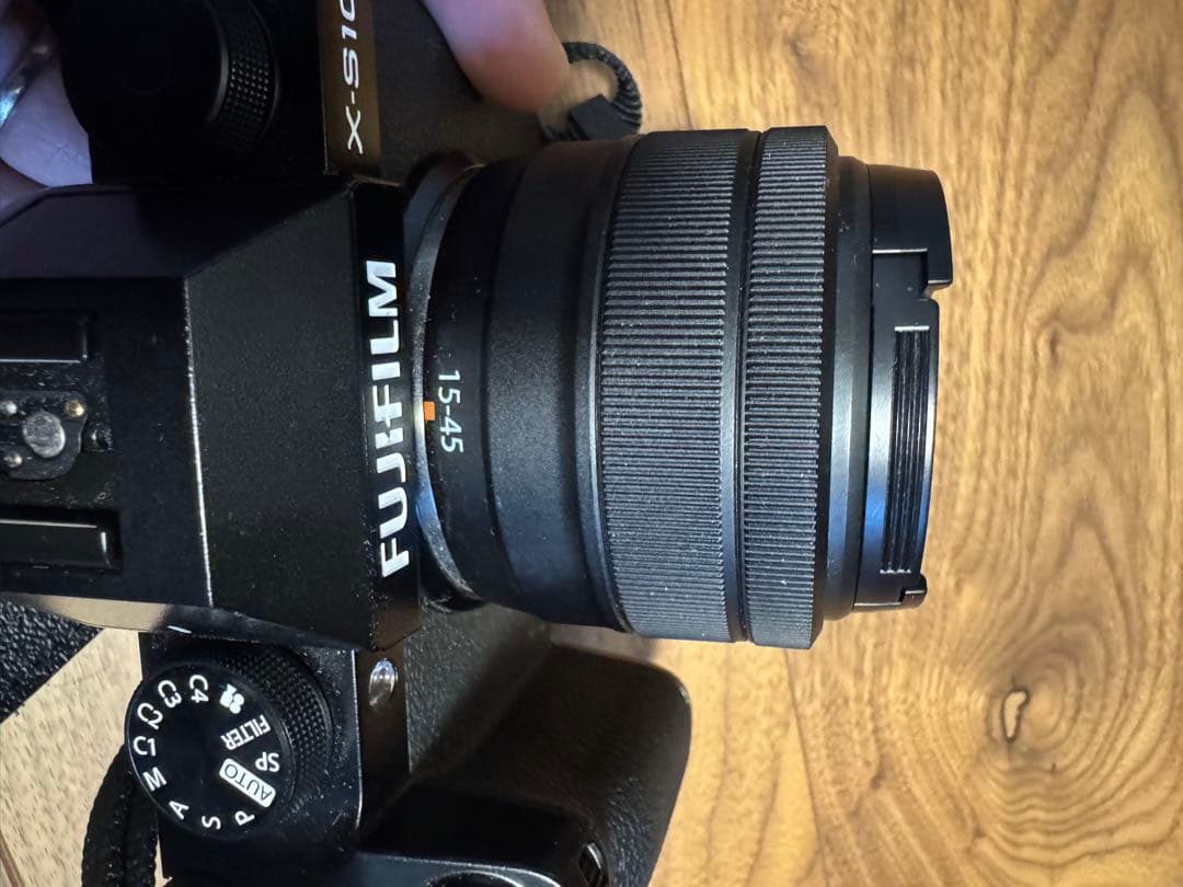 Fujifilm X-S10 ミラーレス一眼 本体レンズセット