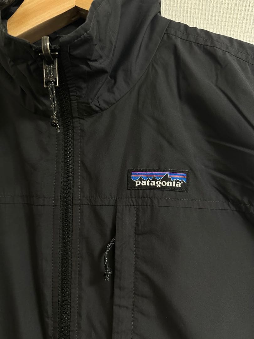 【美品】patagonia リバーシブルベスト ブラック　パタゴニア
