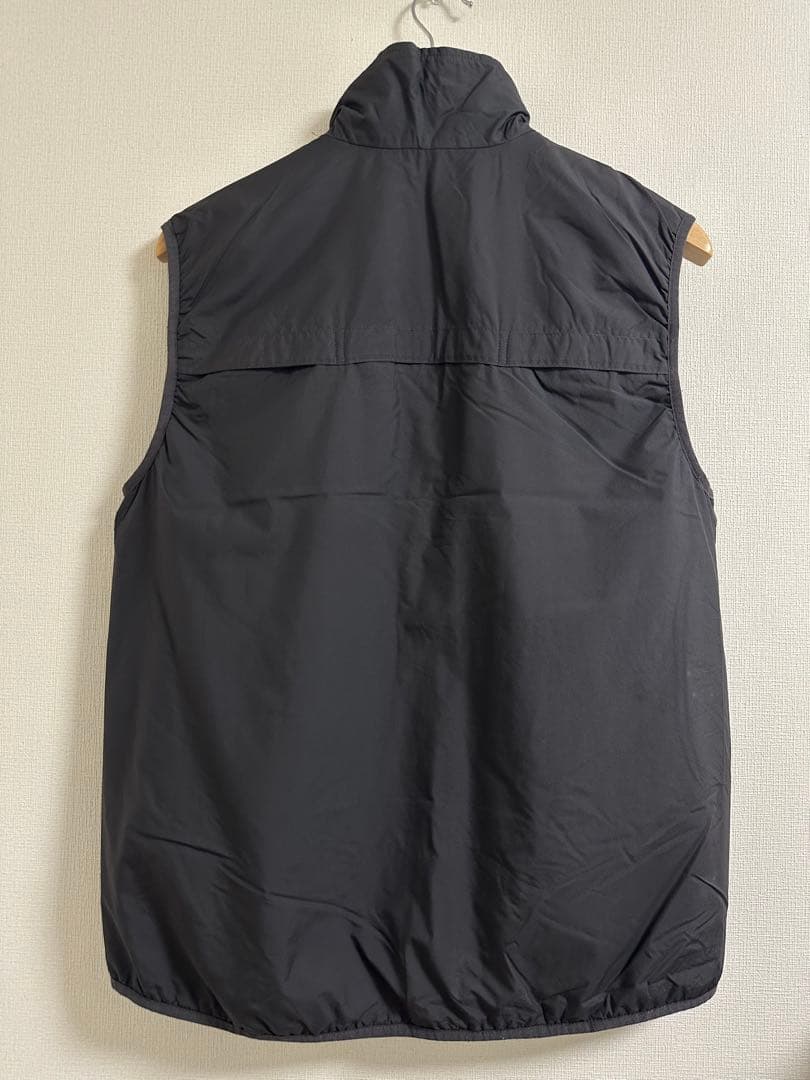 【美品】patagonia リバーシブルベスト ブラック　パタゴニア