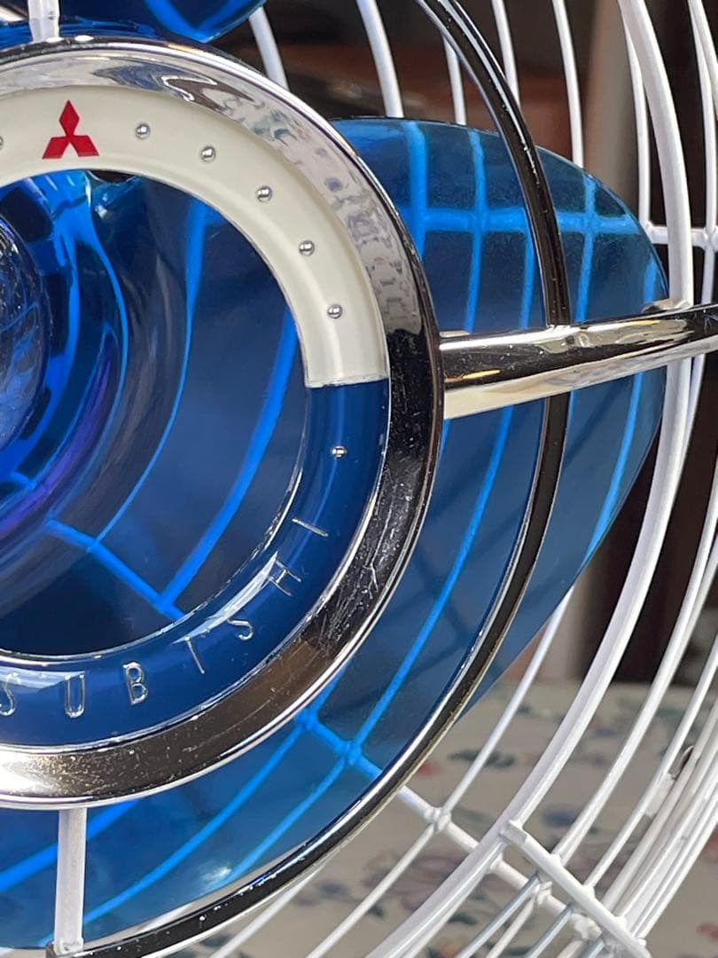 三菱'60昭和レトロ扇風機 とても古い・重い・堅牢　順調稼働　鮮明ブルーファン美